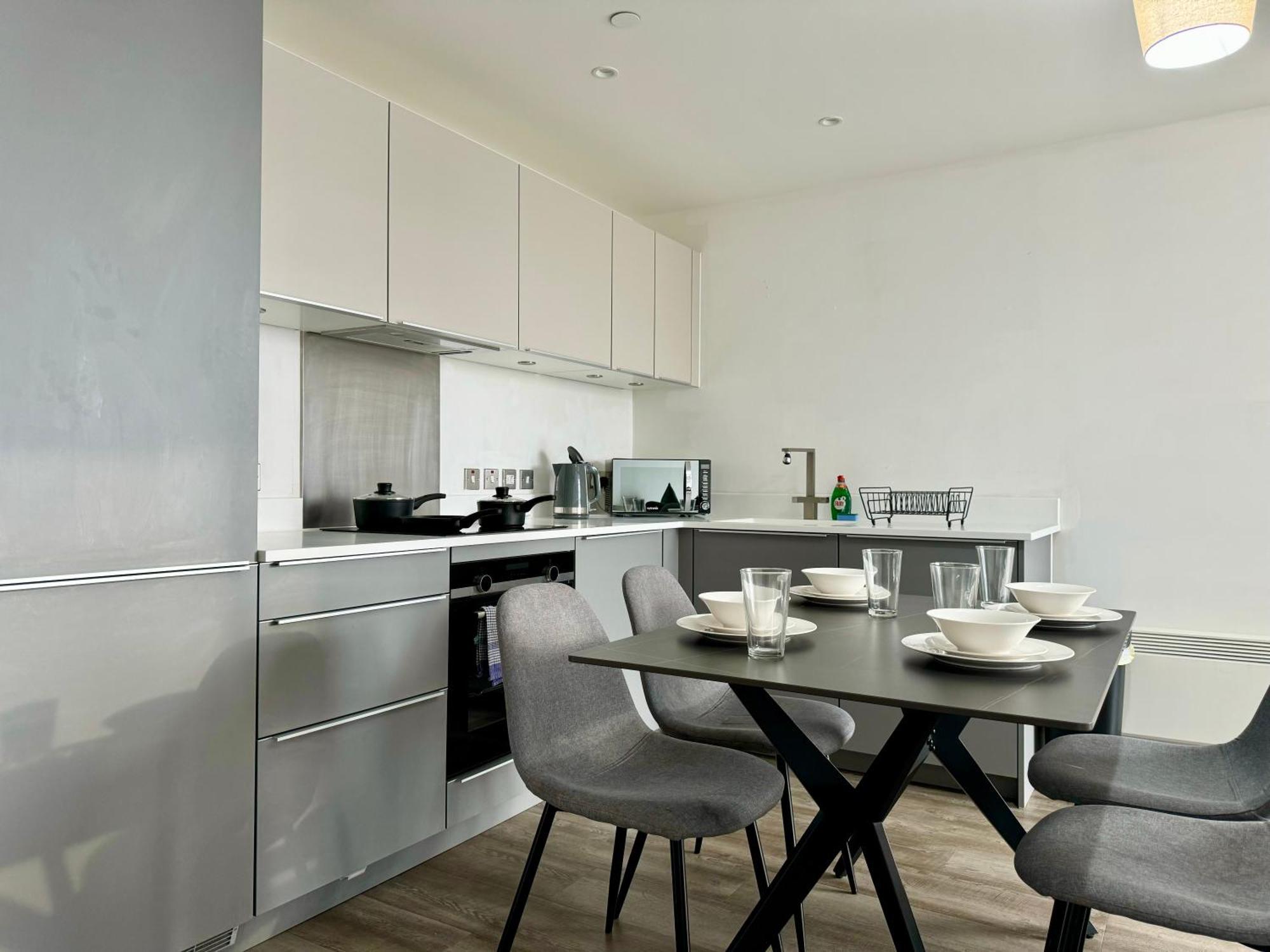 Premium Deals L Last-Minute Stay L 4 Min Walk To Birmingham Central Library L 18Th Floor 2 Bed 2 Bath City Centre Penthouse With Gym & Netflix By Jvt Short Lets エクステリア 写真